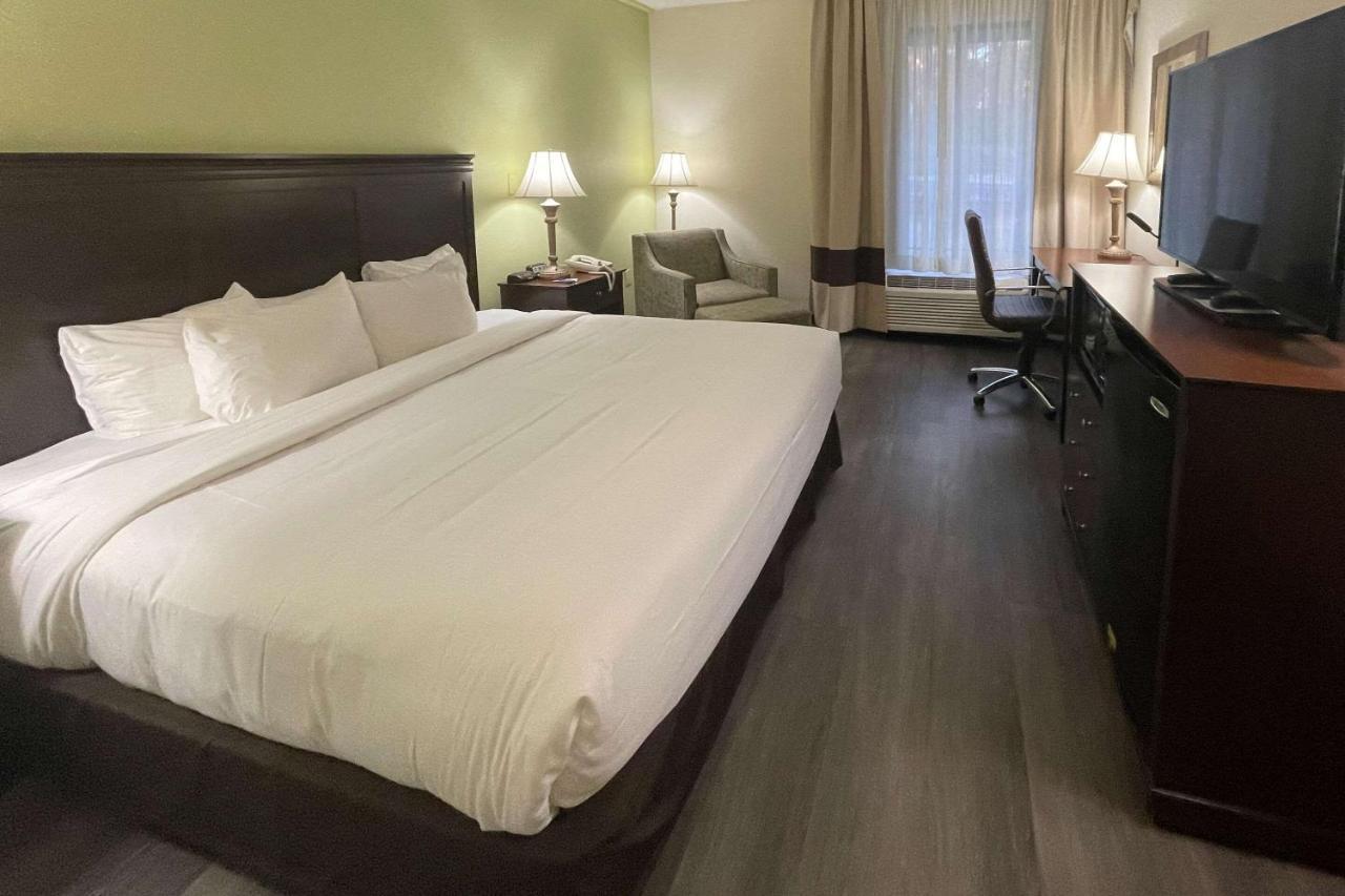 Comfort Inn Pinehurst - Southern Pines Экстерьер фото